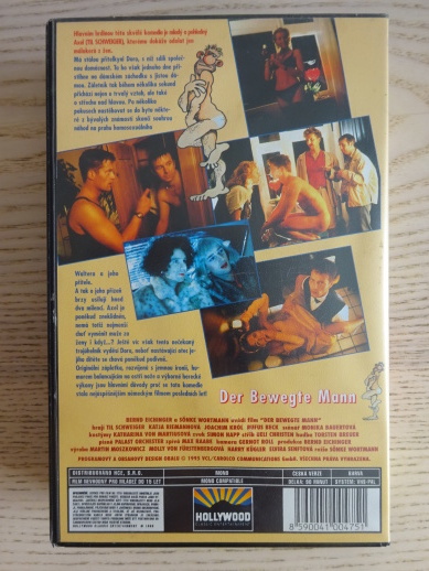 4% MUŽ V AKCI, VHS VIDEOKAZETA