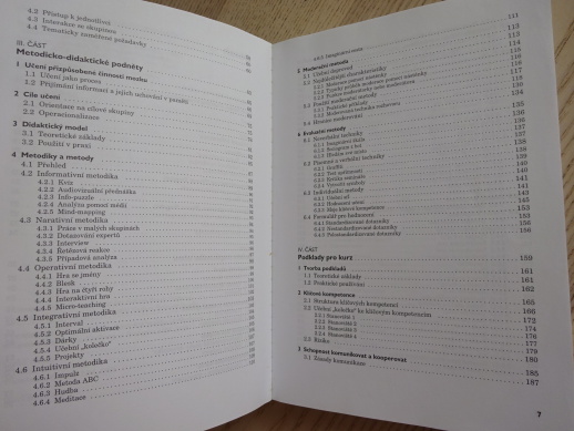 KLÍČOVÉ KOMPETENCE A JEJICH ROZVÍJENÍ, HORST BELZ, MARCO SIEGRIST, **an