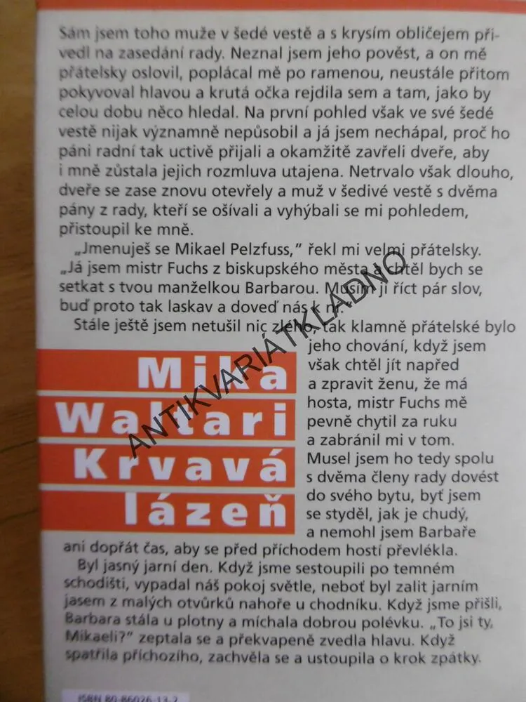 KRVAVÁ LÁZEŇ, MIKA WALTARI, 