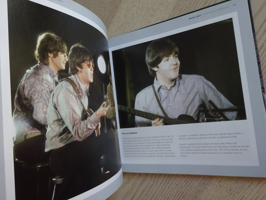 THE BEATLES, ILUSTROVANÁ BIOGRAFIE, **an