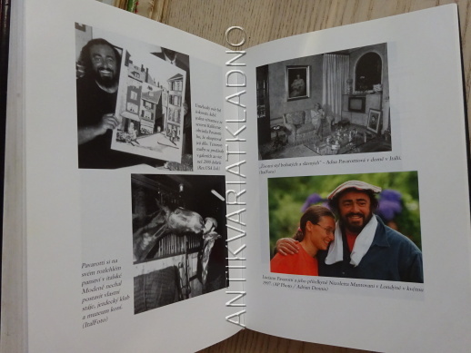 SOUKROMÝ ŽIVOT BOŽSKÝCH PĚVCŮ, PLÁCIDO DOMINGO, LUCIANO PAVAROTTI, JOSÉ CARRERAS, MARCIA LEWISOVÁ, **an