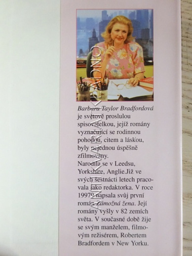 SKRYTÁ LÁSKA, BARBARA TAYLOR BRADFORDOVÁ, **an