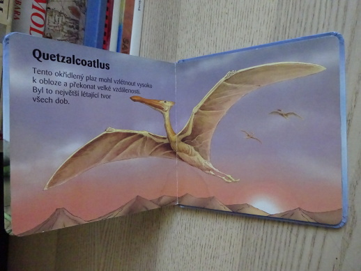 MOJE MALÁ KNÍŽKA O DINOSAURECH, DINOSAUŘI, **an