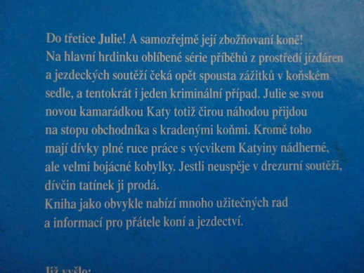 JULIE A BÍLÝ PONÍK, CHRISTIANE GOHLOVÁ, **an