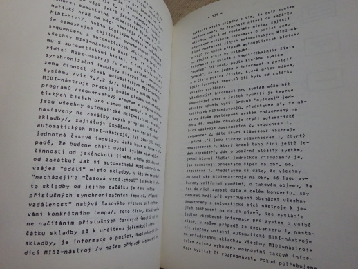 TAJEMSTVÍ SYNTEZÁTORŮ, VIKTOR KOTRUBENKO, **an
