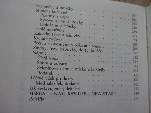 DIVADLO, VÝŽIVA A JÁ, EVA VEŠKRNOVÁ, **an