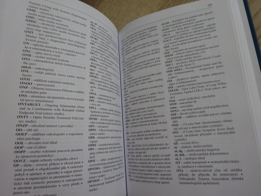 SLOVNÍK LÉKAŘSKÝCH ZKRATEK, HUGO, VOKURKA, FIDLEROVÁ, **an