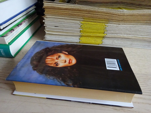 HOLLYWOODSKÉ MANŽELKY, JACKIE COLLINS, **an