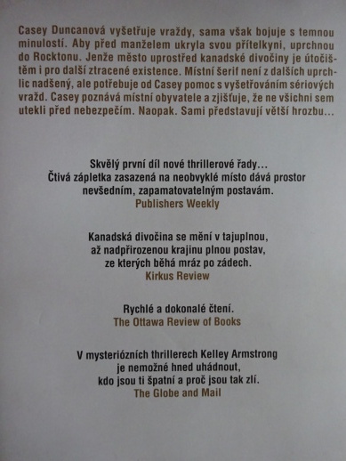 MĚSTO ZTRACENÝCH, KELLEY ARMSTRONG, **an