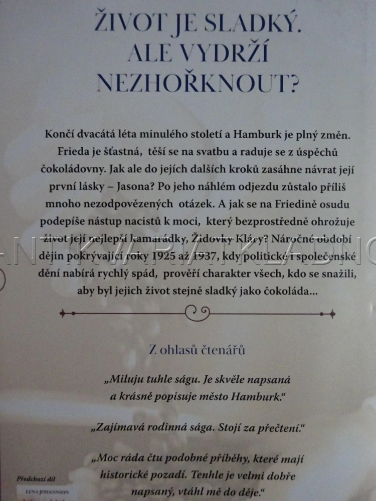 ROKY NA BŘEHU ELBCHAUSSEE, LENA JOHANNSON, **an