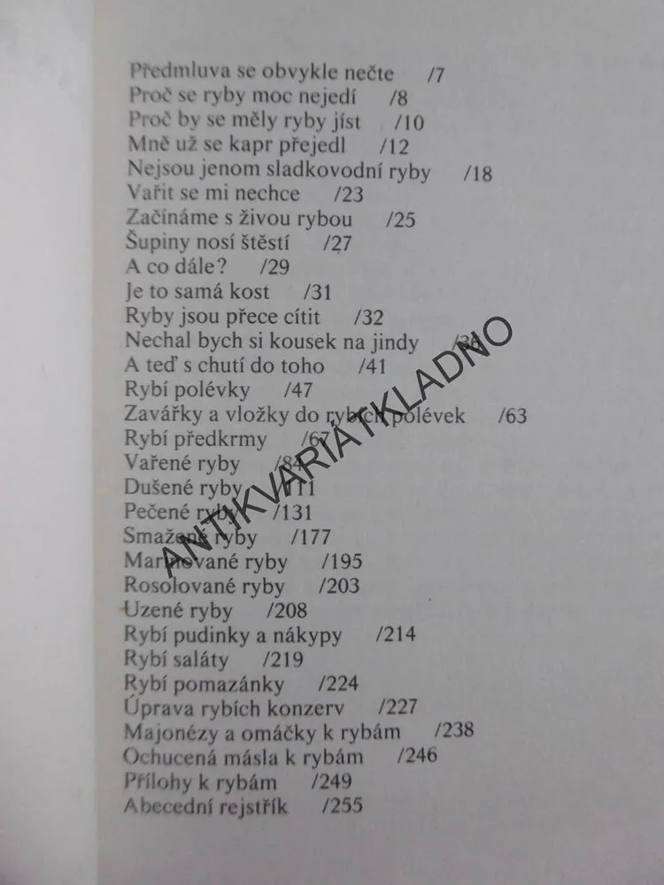 RYBY V KUCHYNI, MILAN POHUNEK, **an