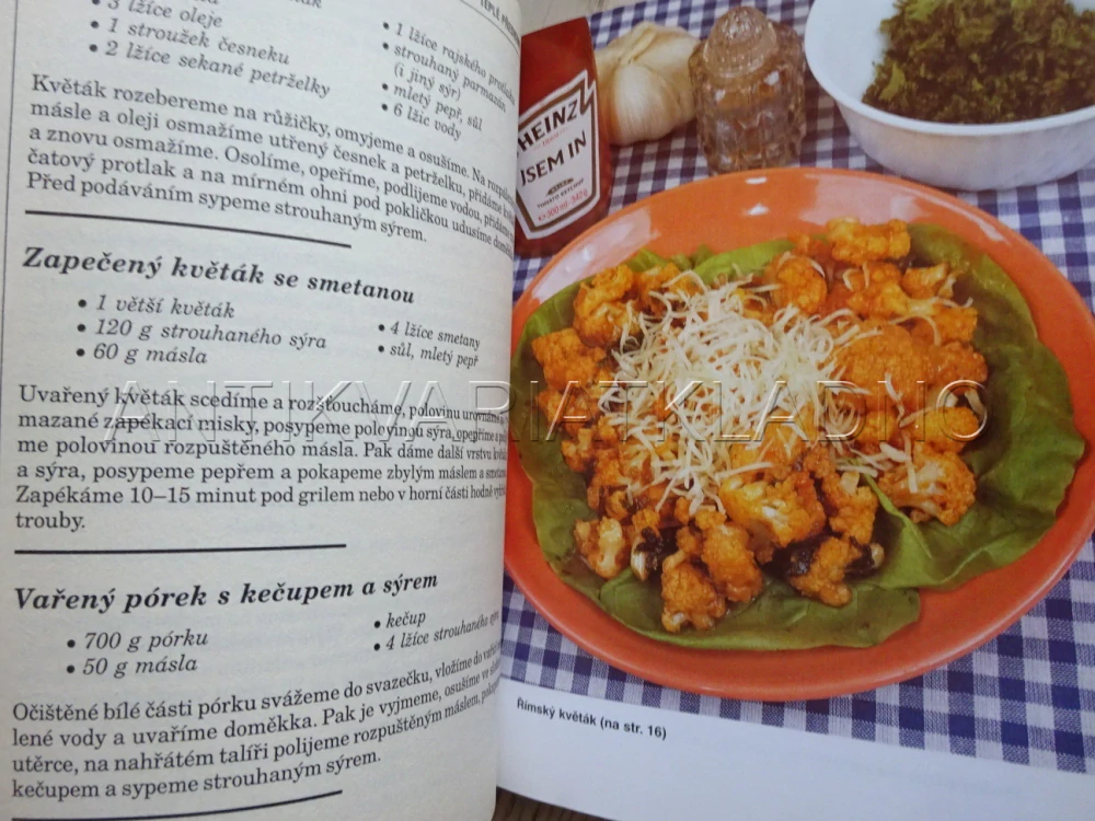 JARO A LÉTO V KUCHYNI, **an
