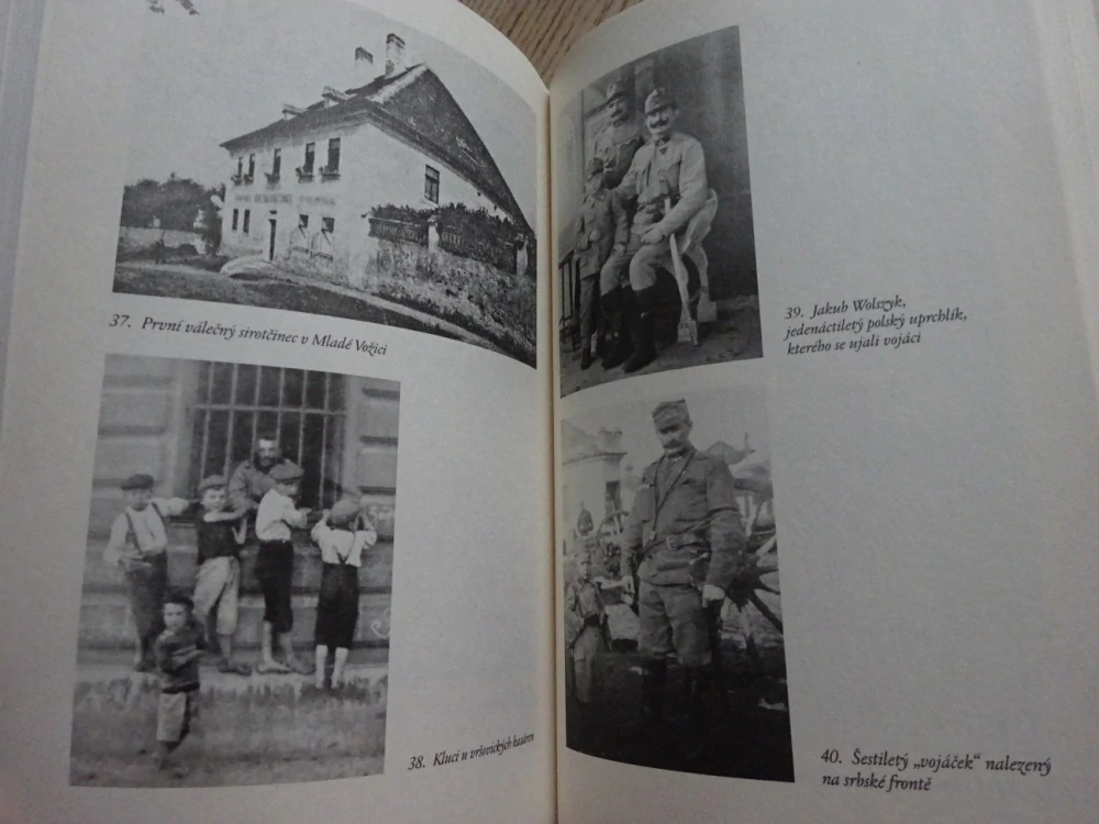 VŠE PRO DÍTĚ! VÁLEČNÉ DĚTSTVÍ 1914-1918, LENDEROVÁ, HALÍŘOVÁ, JIRÁNEK,.*an