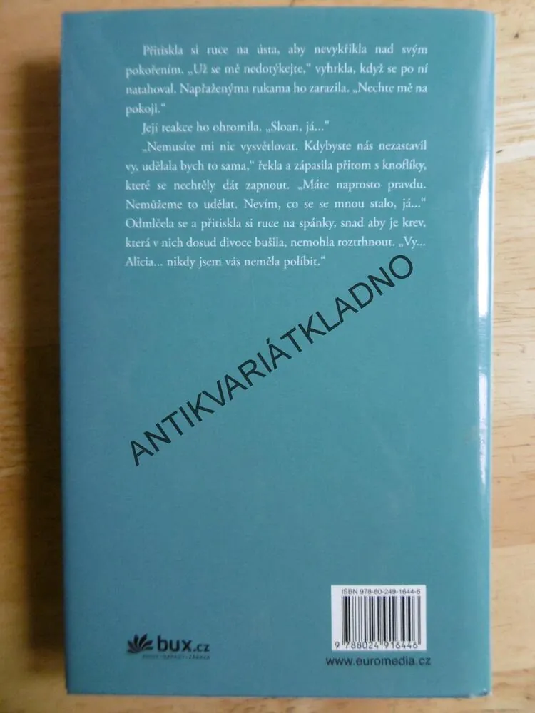SNÍDANĚ V POSTELI, SANDRA BROWN, **an