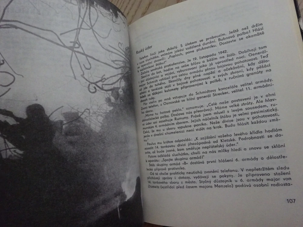 S PAULUSEM K VOLZE, W. ADAM, **an