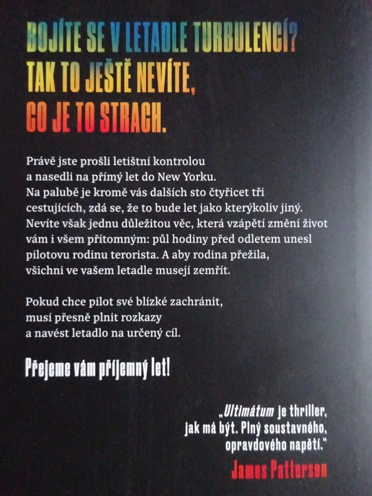 ULTIMÁTUM, T. J. NEWMAN, **an