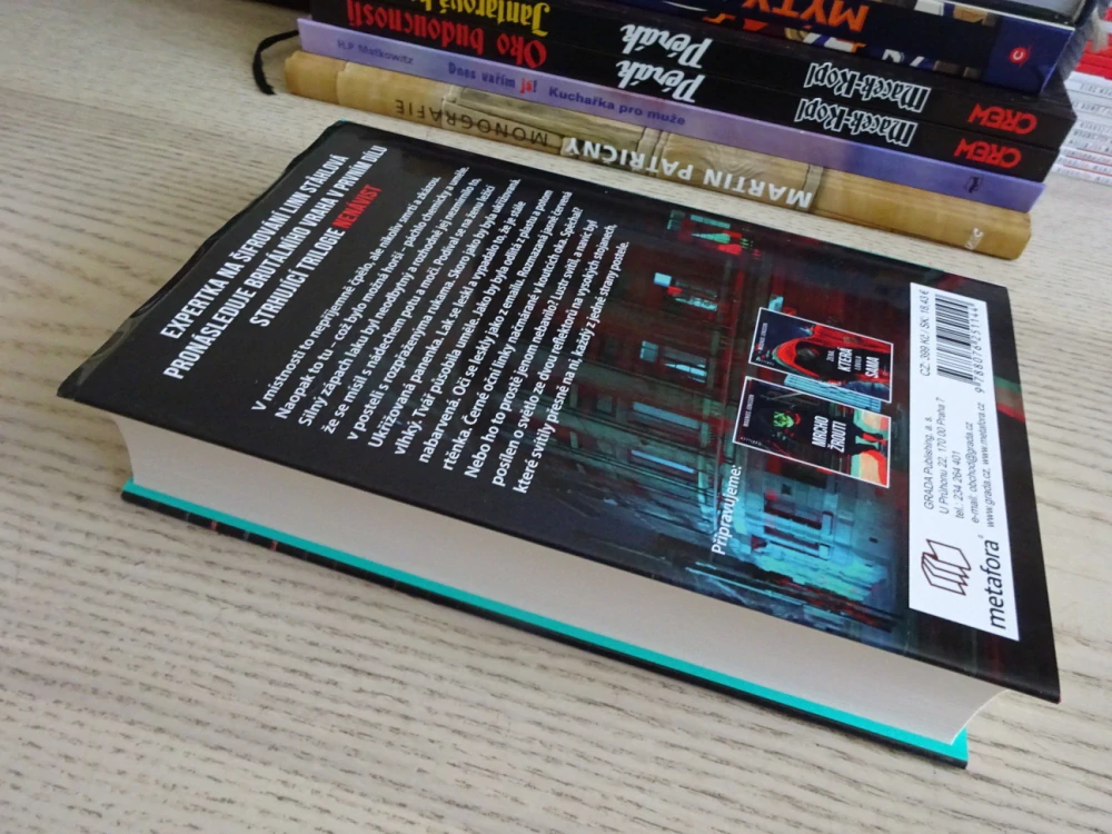 MUŽ, KTERÝ SI HRÁL S PANENKAMI, MAGNUS JONSSON, **an