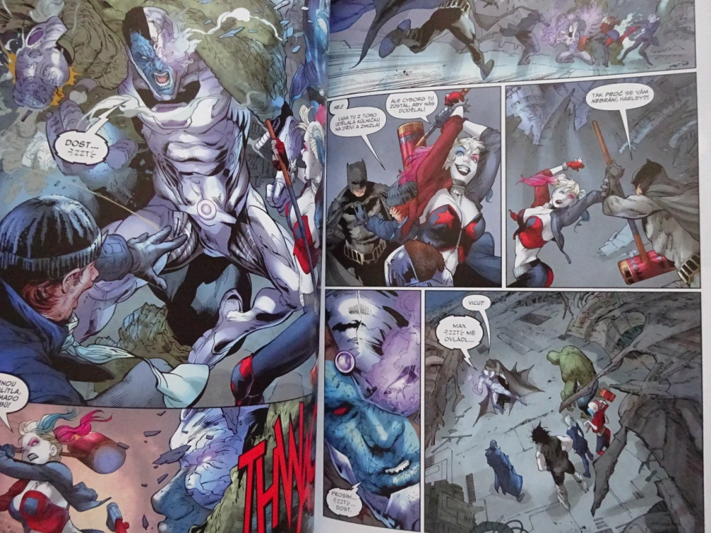 LIGA SPRAVEDLNOSTI VS. SEBEVRAŽEDNÝ ODDÍL, KNIHA DRUHÁ, KOMIKS DC COMICS, **an