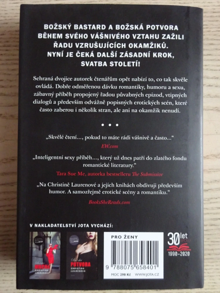 BOŽSKÉ ZAČÁTKY, CHRISTINA LAURENOVÁ, **an