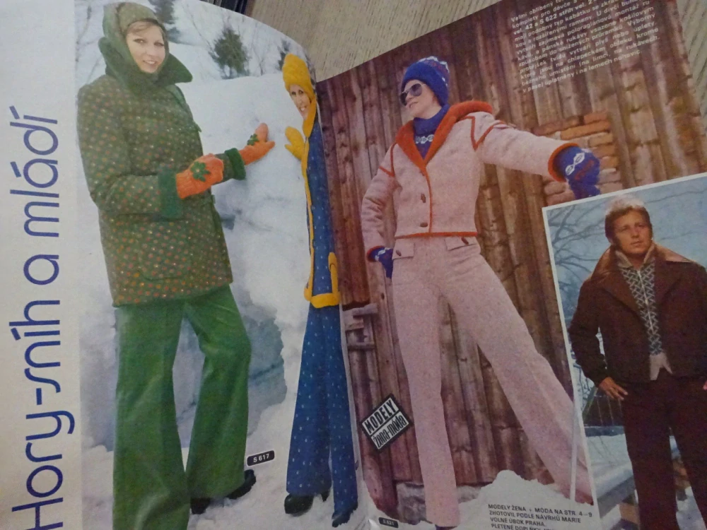ŽENA A MÓDA 11/1976, OBLEČENÍ, ČASOPIS