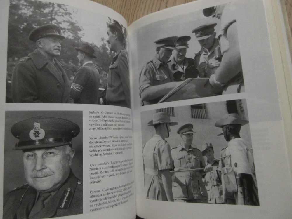 CHURCHILLOVI GENERÁLOVÉ, JOHN KEEGAN, **an