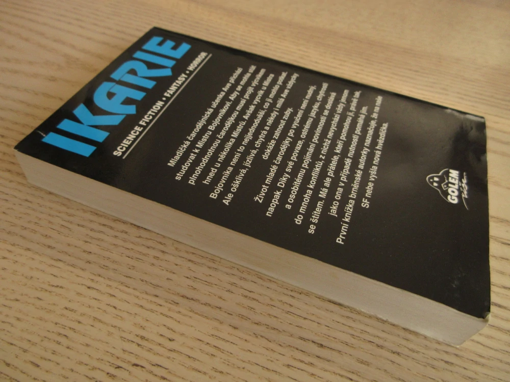 AVE, ČARODĚJKA NA ZABITÍ, LENKA VYORALOVÁ, **an