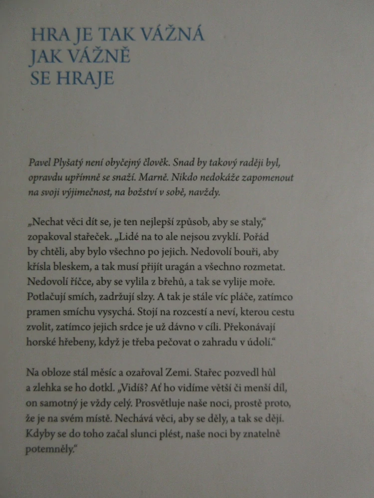 PLYŠOVÝ BUDDHA, MICHAL ČAGÁNEK, **an