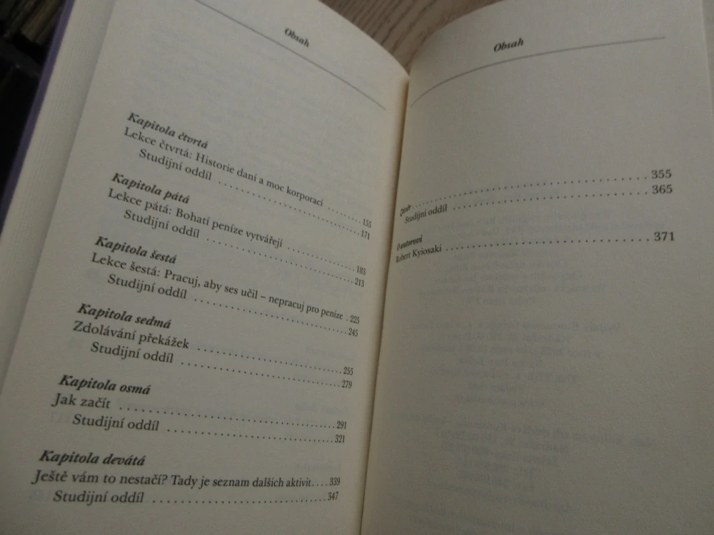 BOHATÝ TÁTA, CHUDÝ TÁTA, ROBERT T. KIYOSAKI, **an