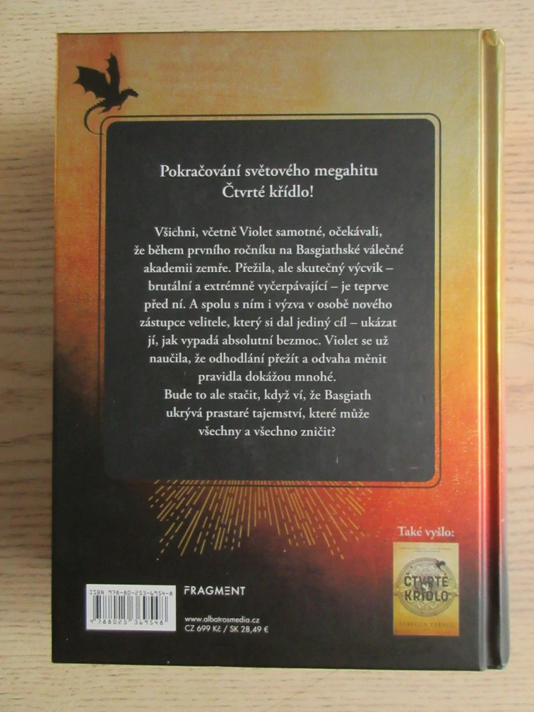 ŽELEZNÝ PLAMEN, REBECCA YARROS, **an