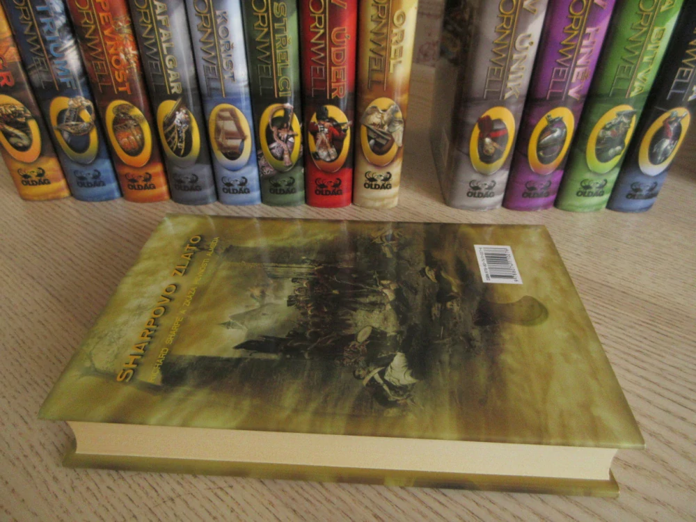 SHARPOVO ZLATO, BERNARD CORNWELL, **an