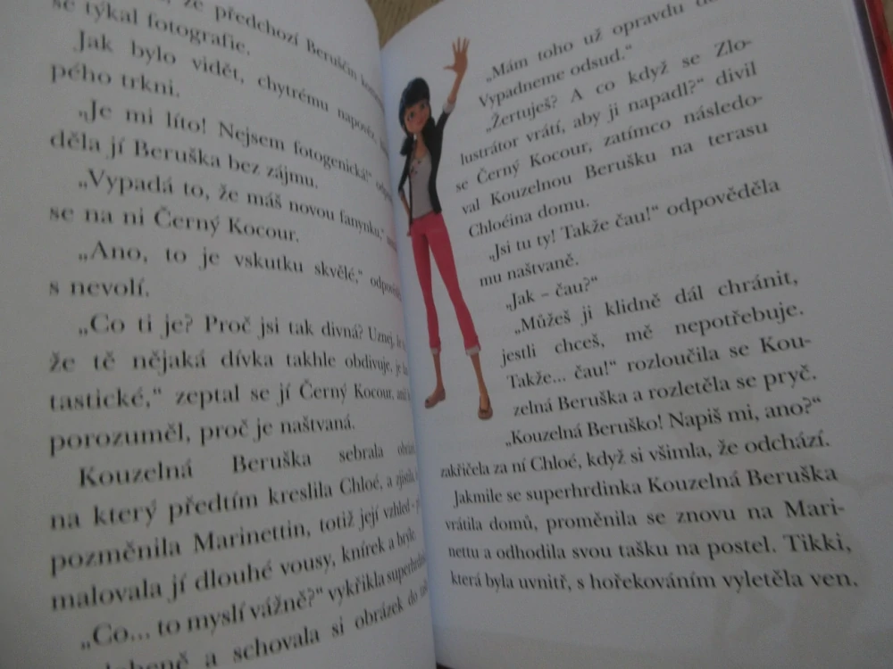 KOUZELNÁ BERUŠKA A ČERNÝ KOCOUR: ZLOLUSTRÁTOR, **an