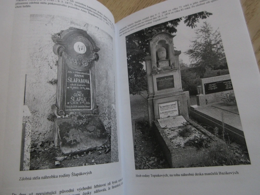 LÁNSKÝ HŘBITOV, OKRES KLADNO, **an