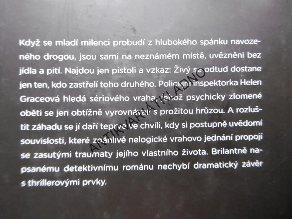 ENTENTÝKY, PŘEŽIJE JEN JEDEN, M.J.ARLIDGE, **an