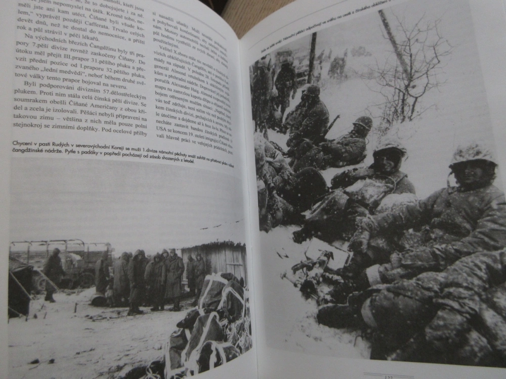 KOREJSKÁ VÁLKA 1950-1953, ROBERT J. DVORCHAK, **an