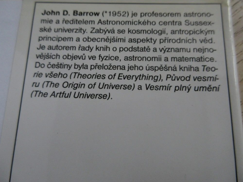 PÍ NA NEBESÍCH, JOHN D. BARROW, **an