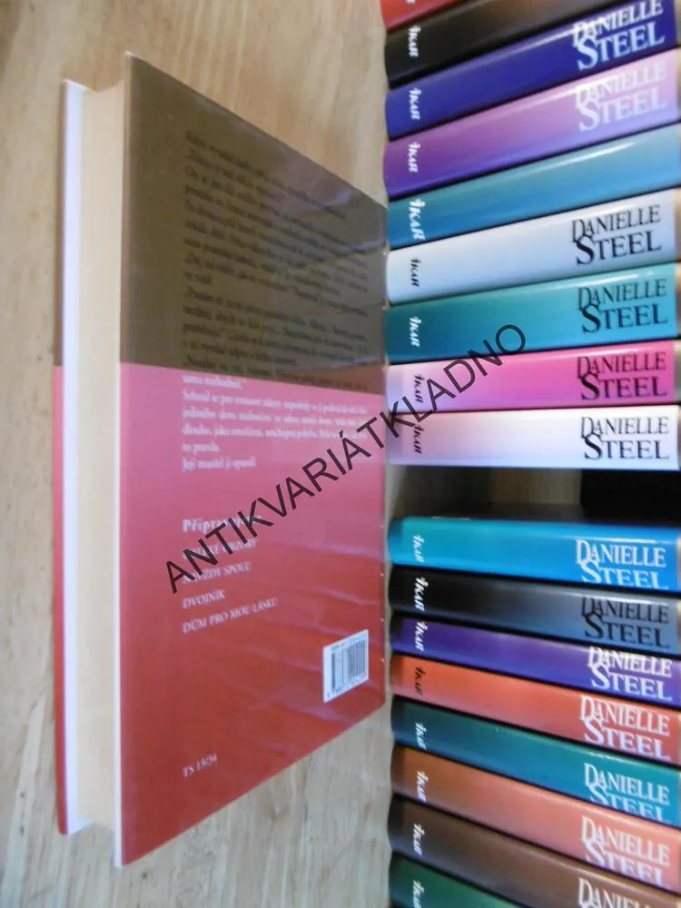 TLUKOT SRDCE, DANIELLE STEEL