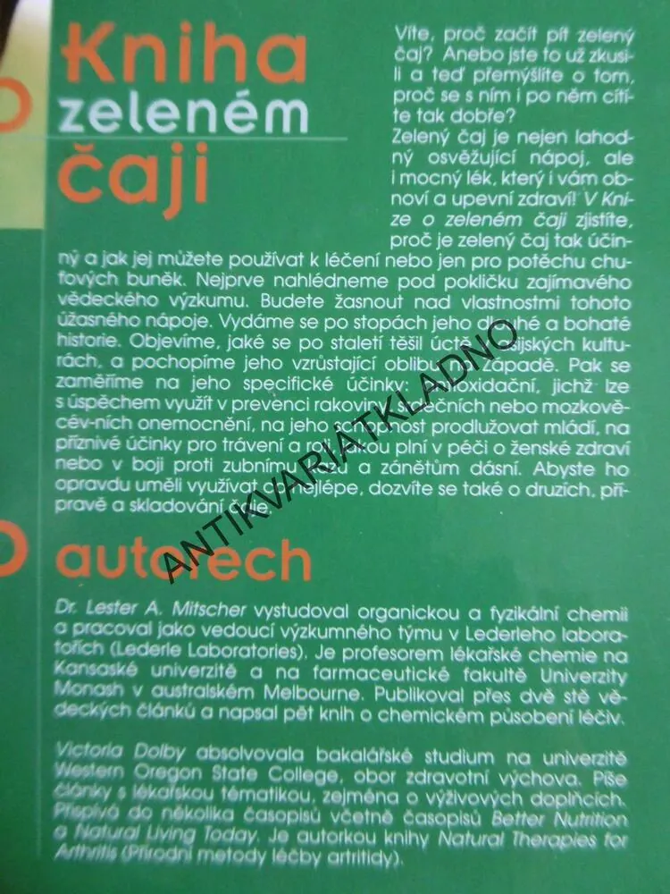 KNIHA O ZELENÉM ČAJI, MITSCHER, DOLBY