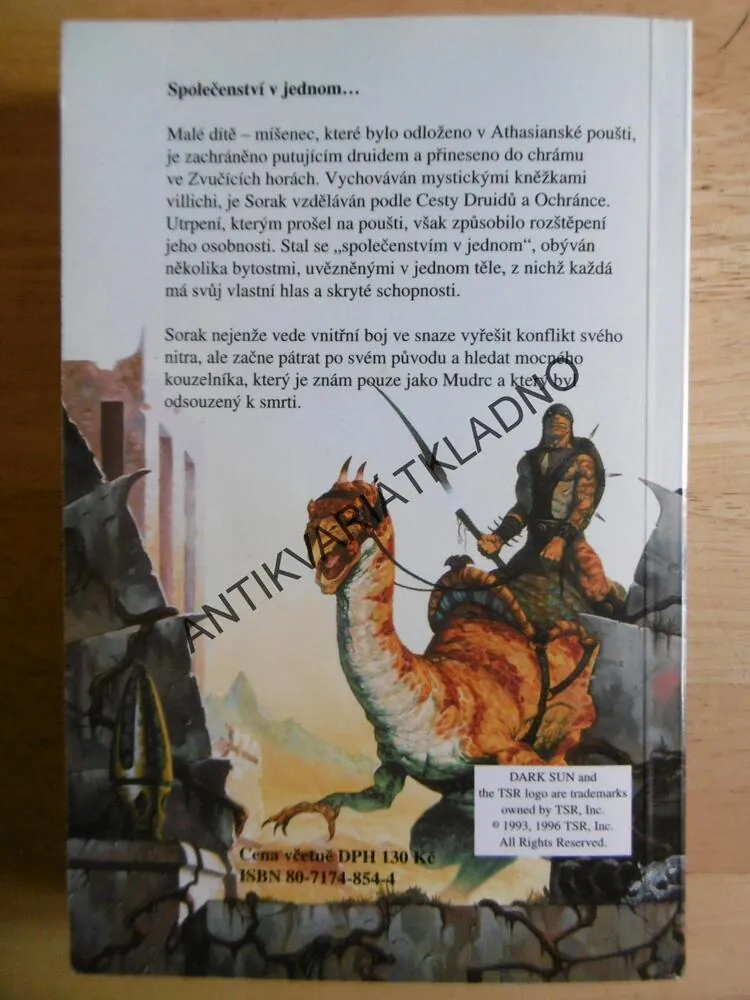 ZATRACENEC, SIMON HAWKE, DARK SUN, SPOLEČENSTVÍ V JEDNOM