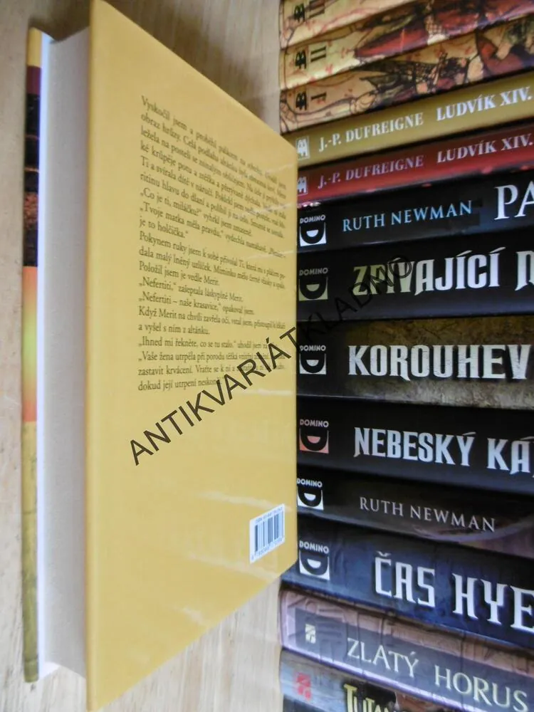 AMENOFIS, V ZEMI SOKOLÍHO BOHA, ANDREAS SCHRAMEK