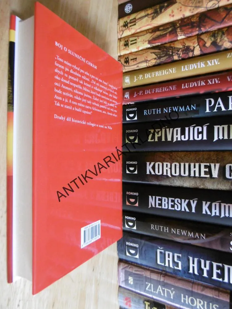 ACHNATON, V ZEMI SOKOLÍHO BOHA, ANDREAS SCHRAMEK