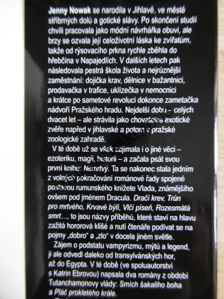 LOĎ V PÍSKU, JENNY NOWAK