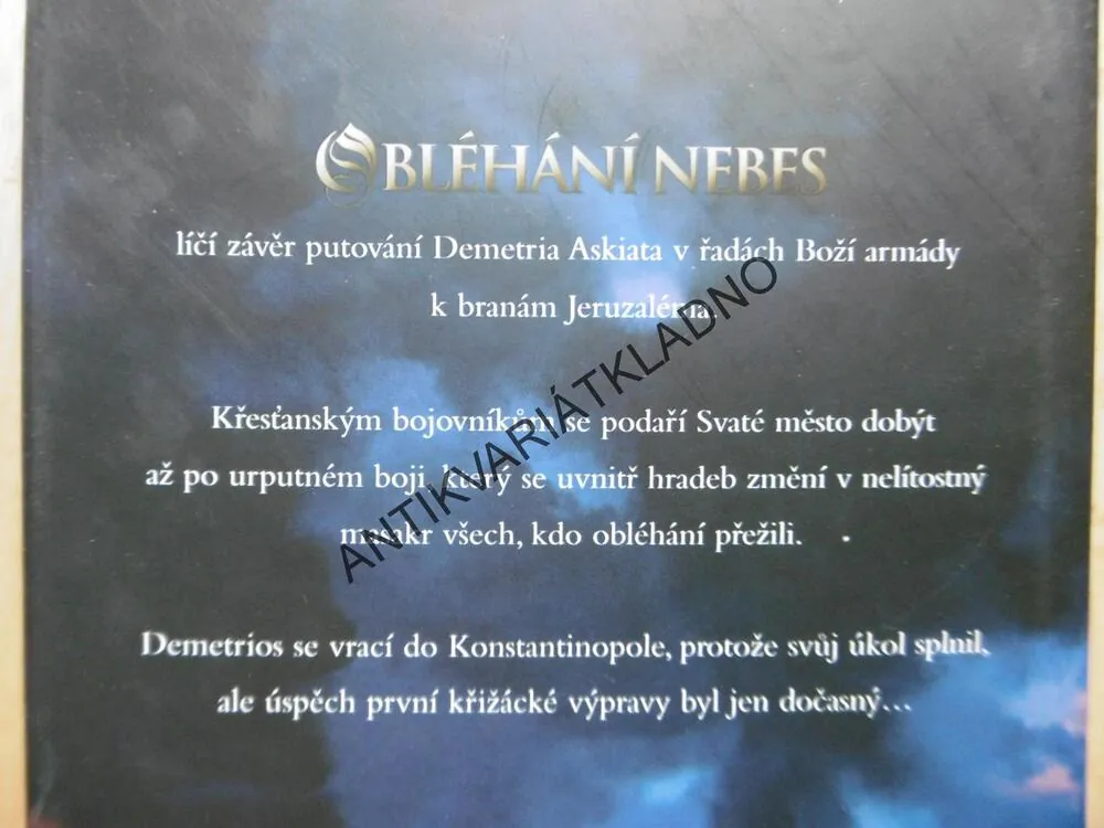 OBLÉHÁNÍ NEBES, TOM HARPER
