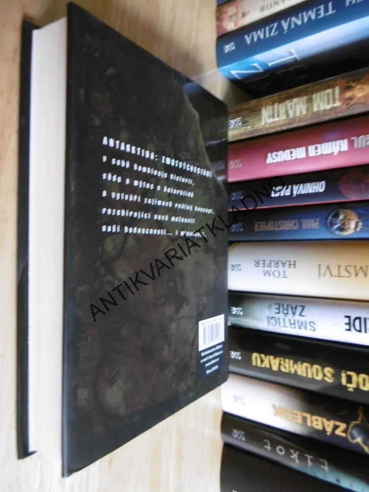 ANTARKTIDA. ZMRTVÝCHVSTÁNÍ, JEREMY ROBINSON, **an