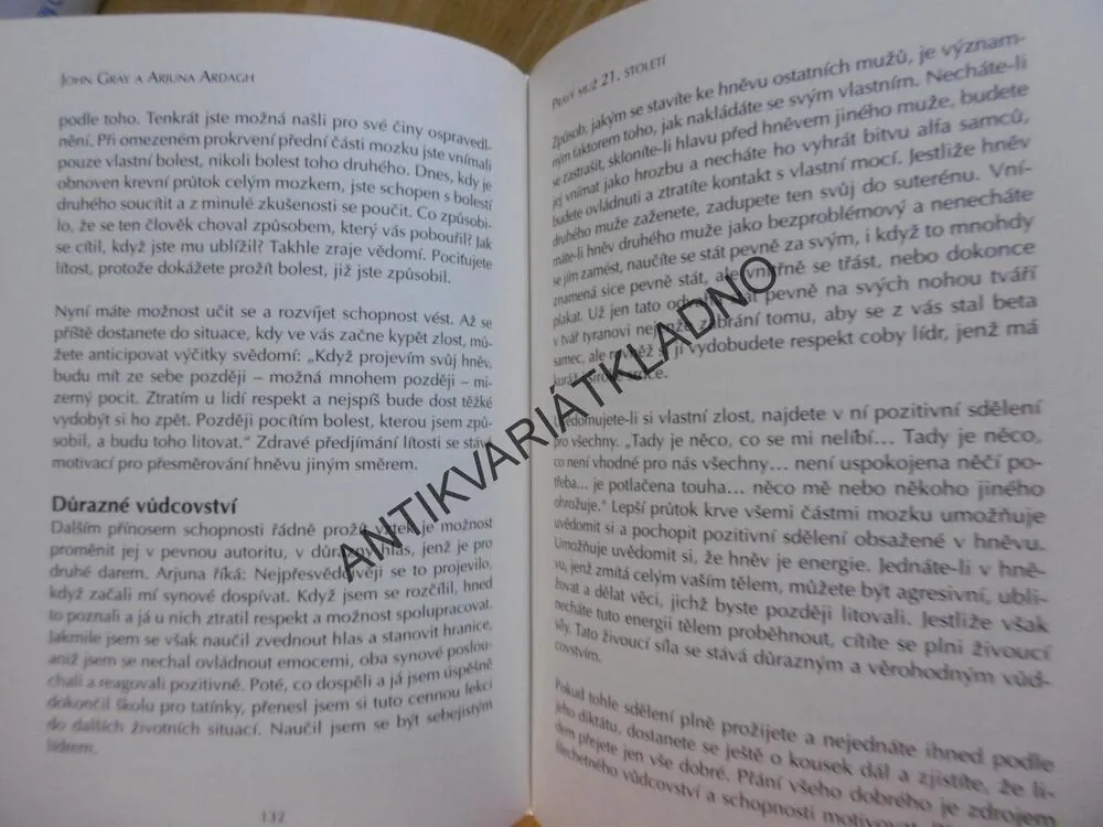 PRAVÝ MUŽ 21.STOLETÍ, JOHN GRAY, ARJUNA ARDAGH