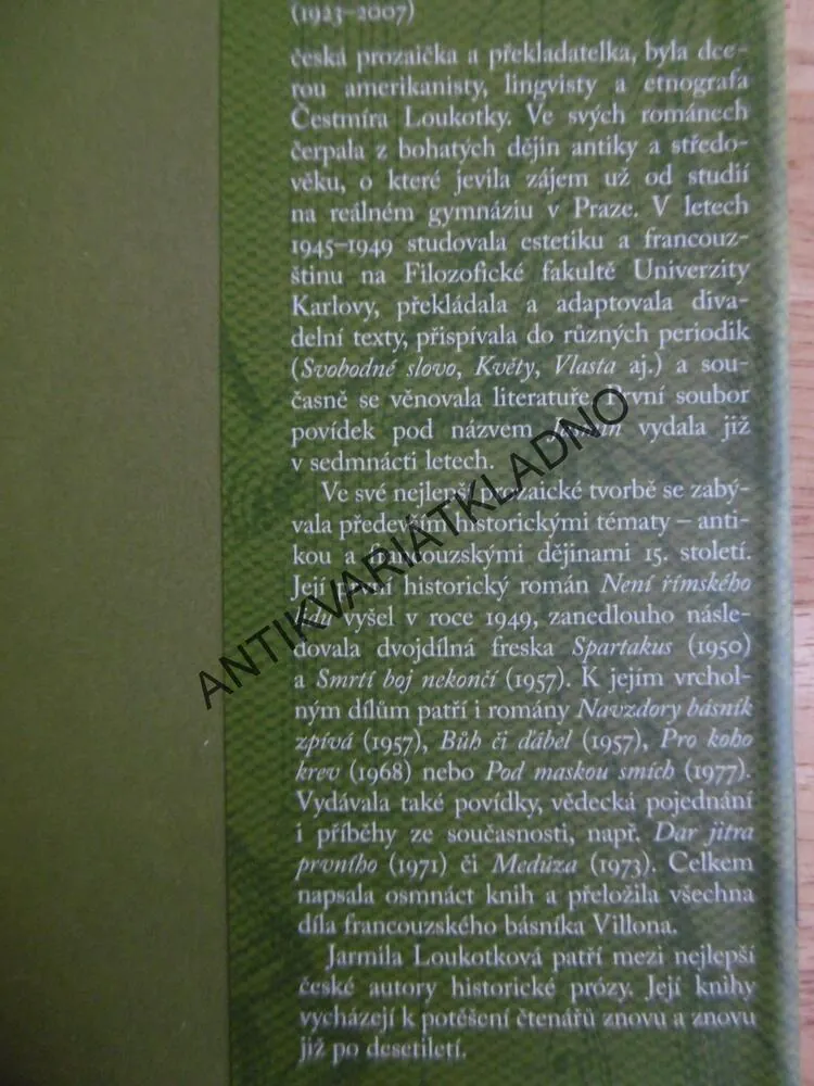 KŘIK NEVIDITELNÝCH PÁVŮ, JARMILA LOUKOTKOVÁ, **an