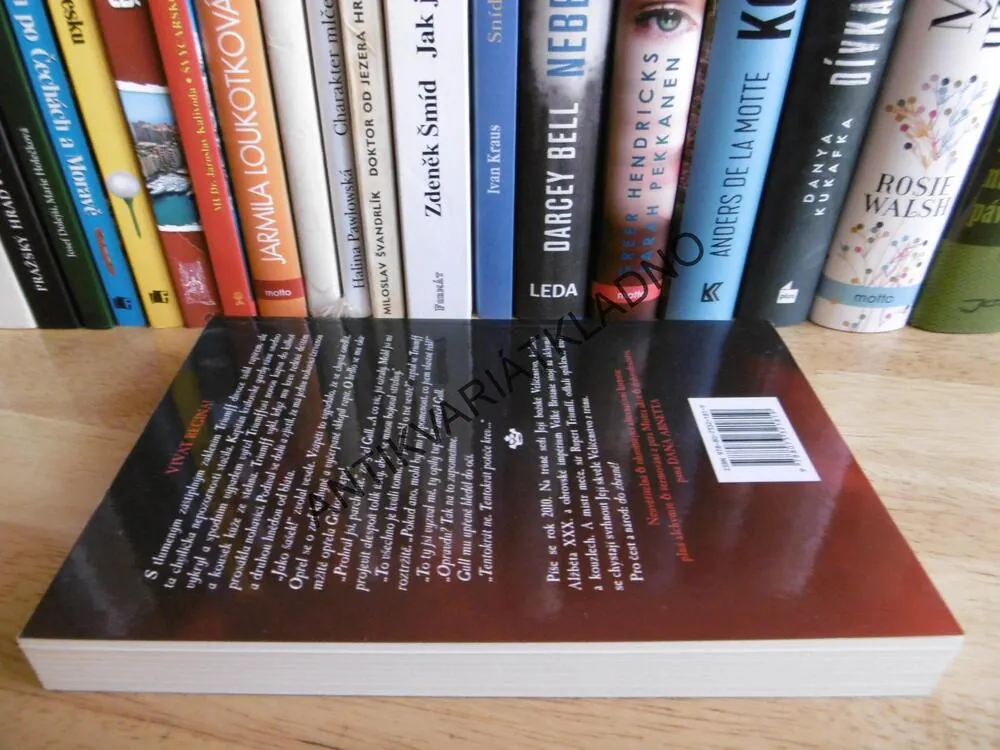 TRIUMFF, HRDINA JEJÍHO VELIČENSTVA, DAN ABNETT, **an