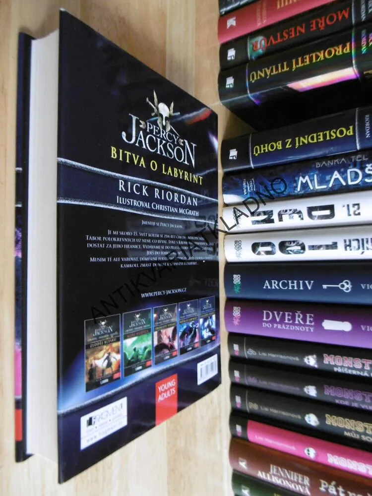 PERCY JACKSON, BITVA O LABYRINT, RICK RIORDAN,