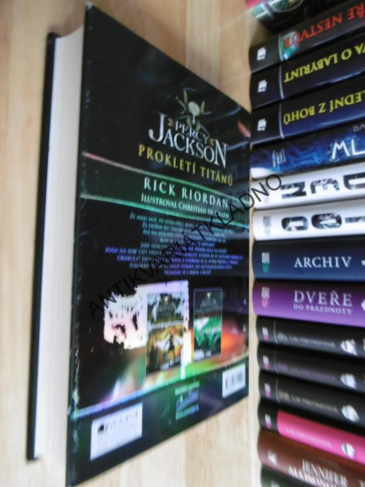 PERCY JACKSON, PROKLETÍ TITÁNŮ, RICK RIORDAN,