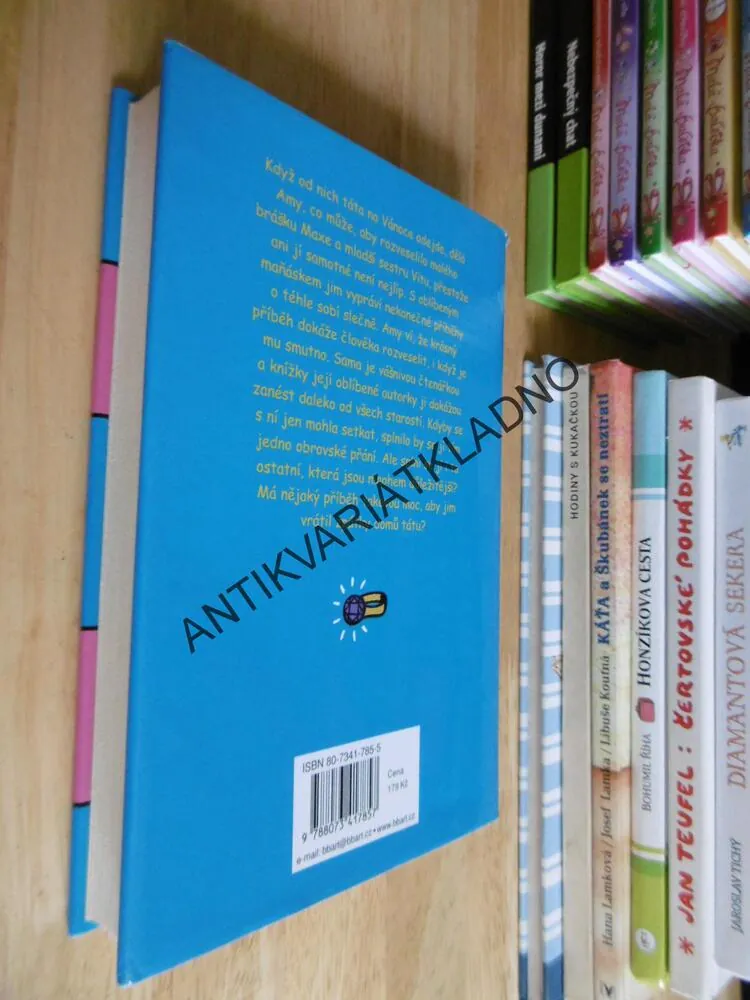 DIVNÝ DÁREK, JACQUELINE WILSONOVÁ, **an