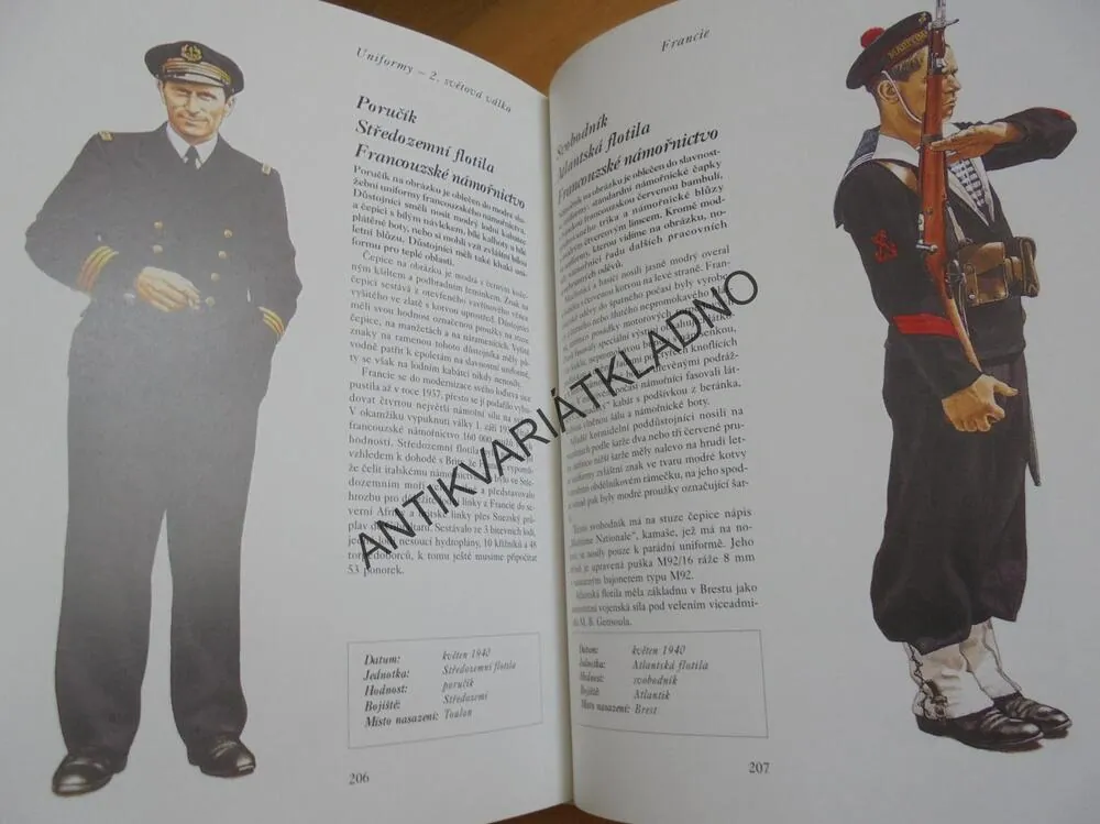 UNIFORMY 2. SVĚTOVÁ VÁLKA, 250 UNIFOREM 30 STÁTŮ, DARMAN, **an
